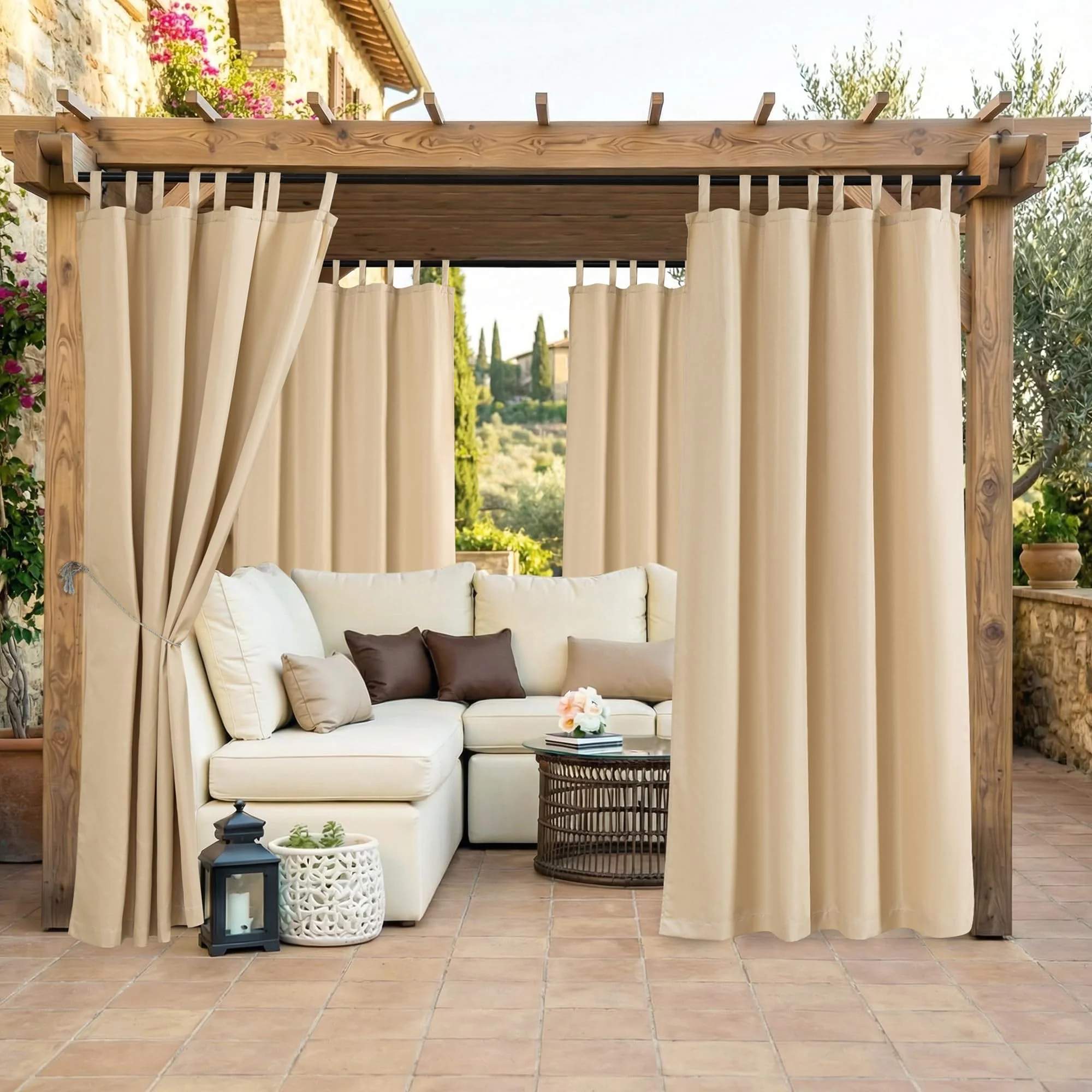 Clothink 2er Set Outdoor Vorhänge Wasserfest Sonnenschutz Winddicht mit Klettband Oben für Terrasse Garten Balkon Familienhaushalte einfache Montage farbecht haltbar(132x215cm, Beige)