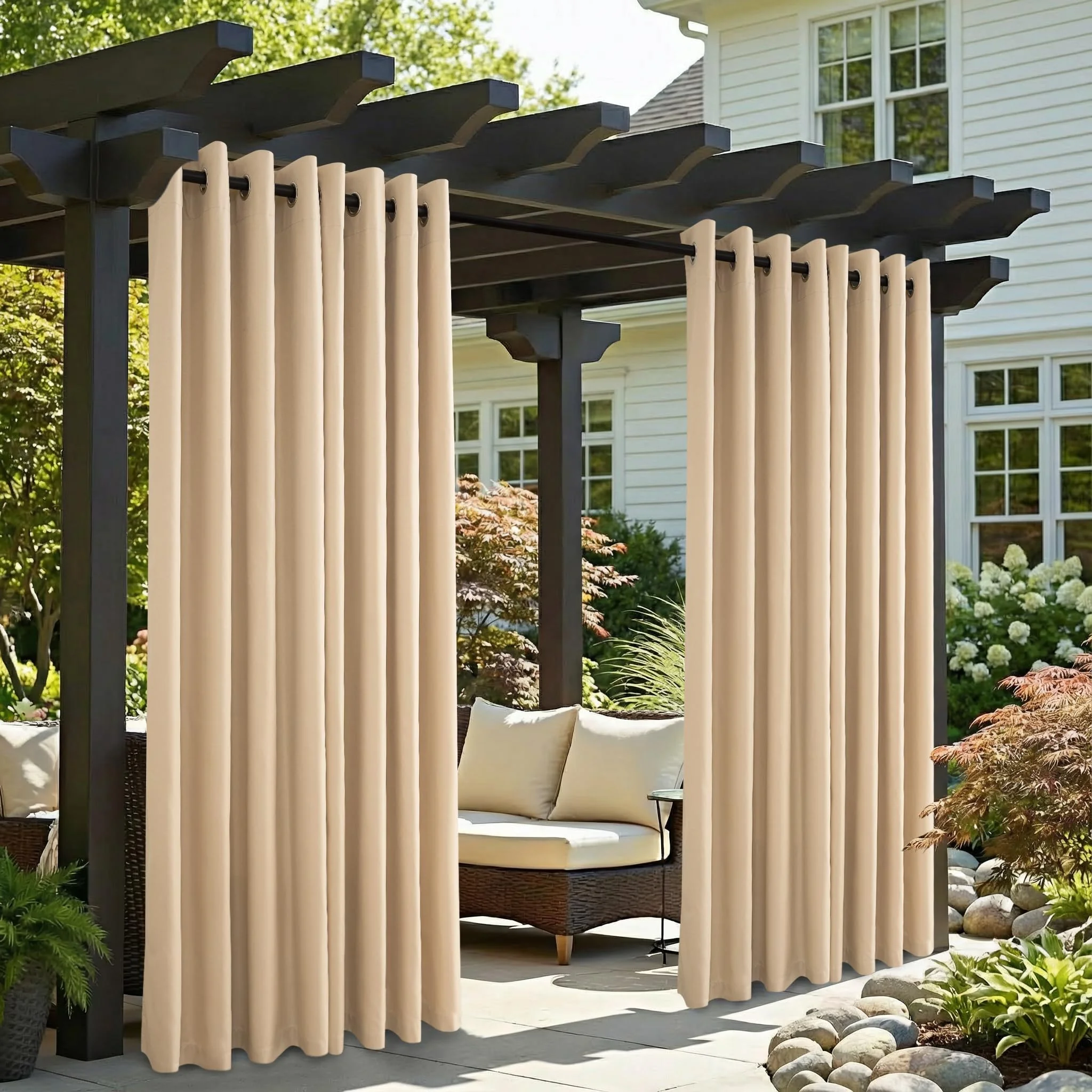 Clothink 2er Set Outdoor Vorhang Wetterfest Mit Ösen, Outdoorvorhänge Wasserdicht Outdoor Gardinen Sonnenschutz Sichtschutz für Balkon Pergola Terrasse Veranda (255x215cm, Beige)