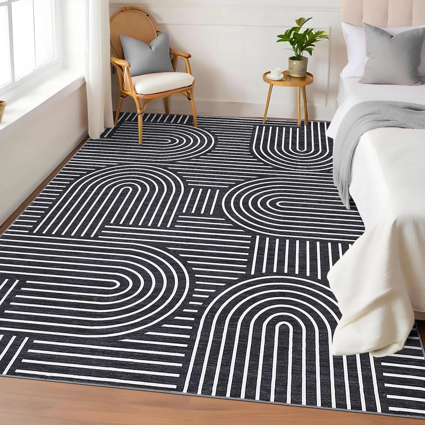 LuxFocus Waschbarer Teppich 120x170 cm, Rutschfester Kurzflor mit Strukturiertem Bogen-Muster & geraden Linien, minimalistisches Design für das Home-Office, Schwarz
