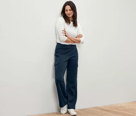 Sweathose mit Cargo-Taschen, dunkelblau
